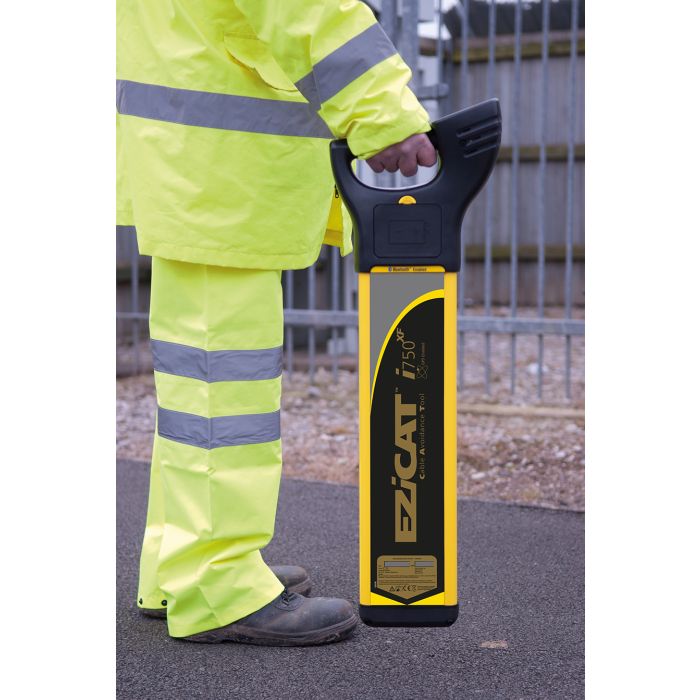 ezcast ジャンク GeoMax EZiCAT i750xf Cable & Pipe Locators With GPS Technology And